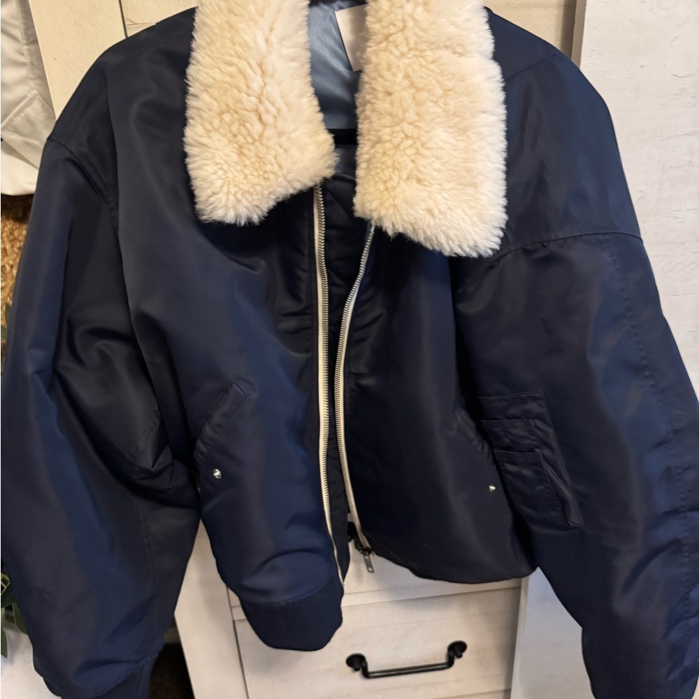 Redone Navy Blue Women's Jacket with Cream Collar faux fur